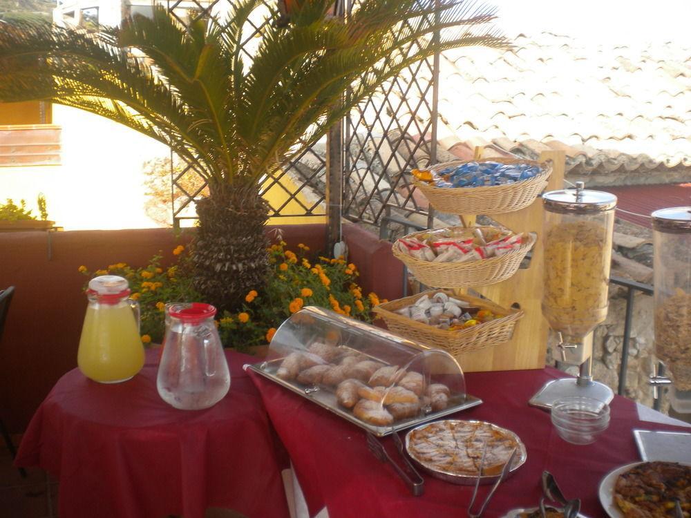 Residenza Il Duomo Acomodação com café da manhã Tropea Exterior foto